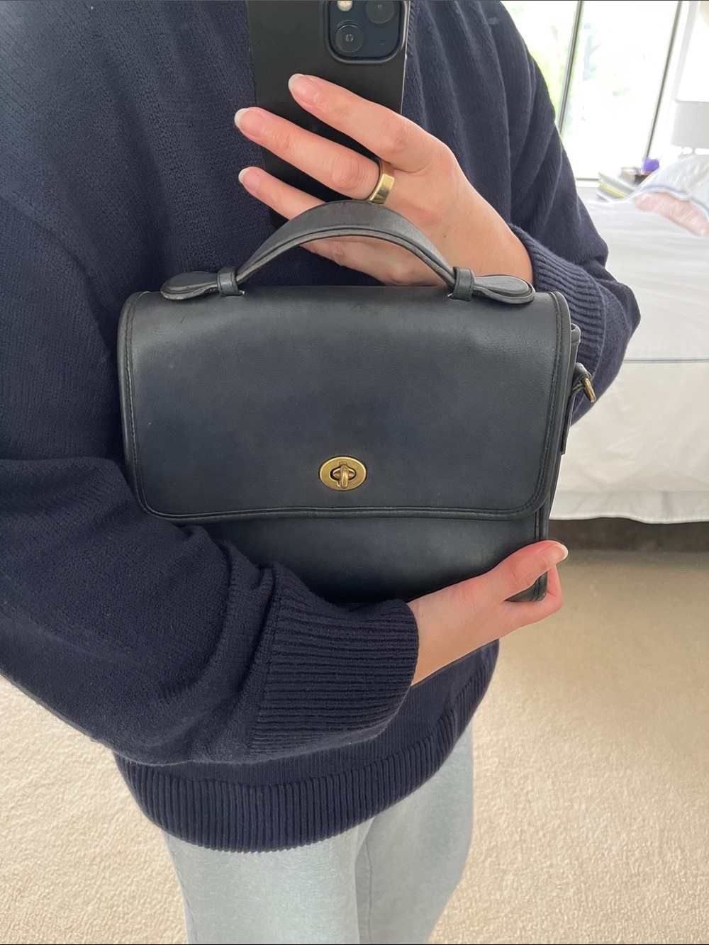 Vintage Coach 9870 Court Bag in Navy Blue - Picture 15 of 15